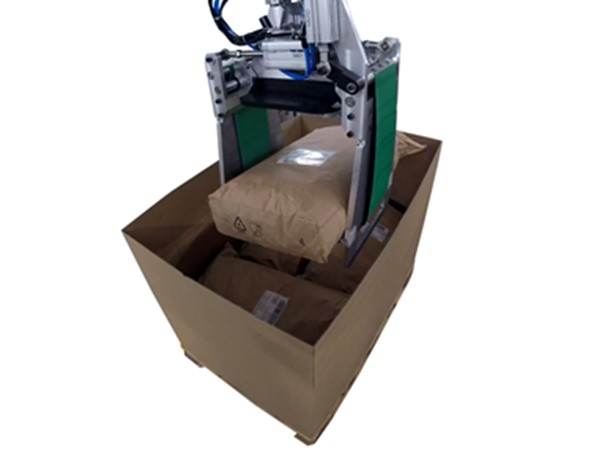 RECMI - Robot de mise en box sac agroalimentaire - préhenseur à pinces (2)